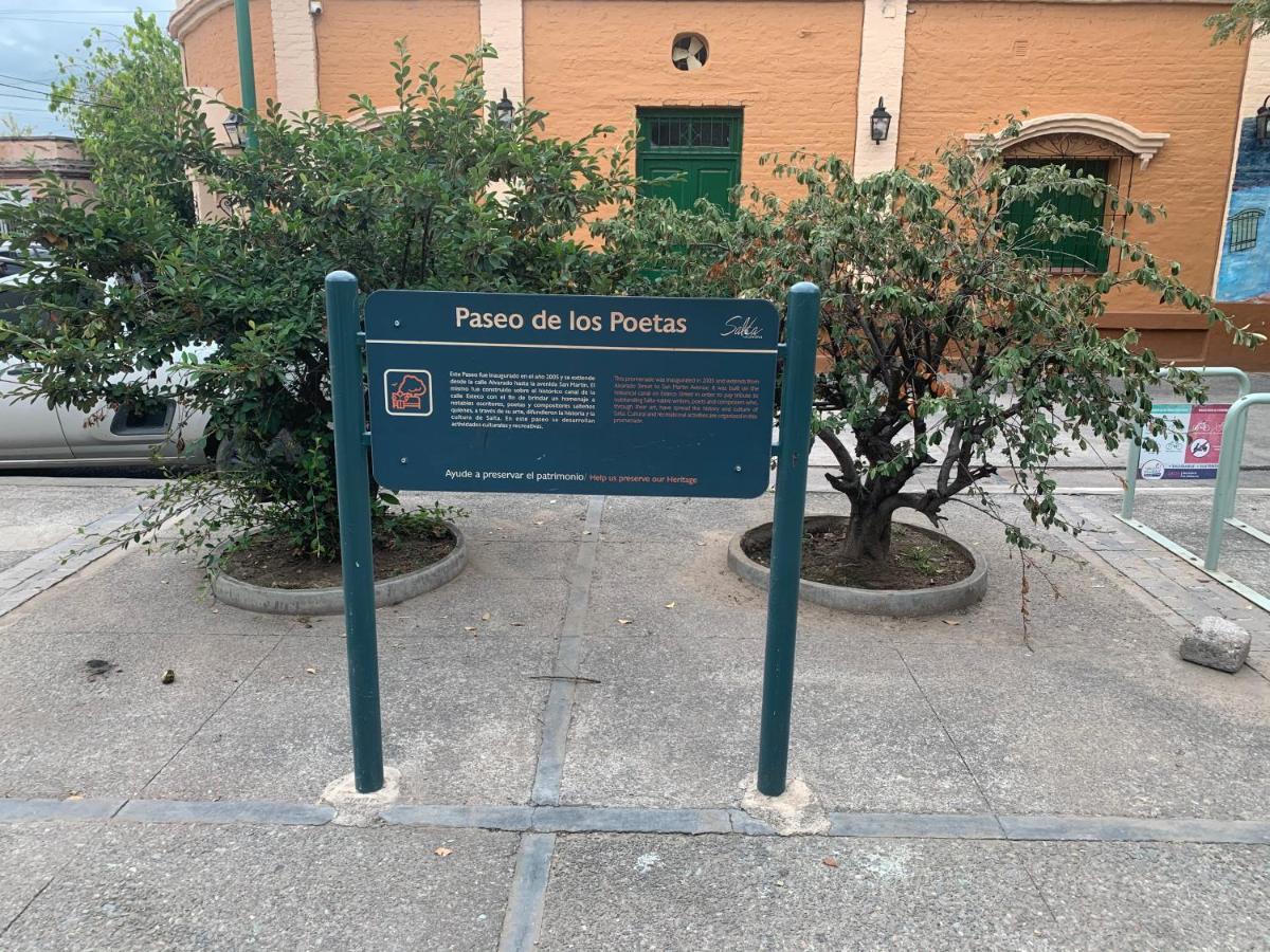 Paseo De Los Poetas Esteco 260 Salta Kültér fotó